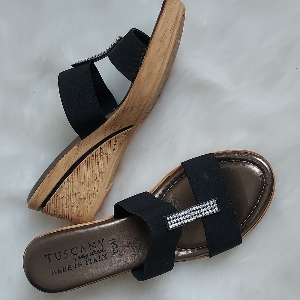 Easy Street Black Wedge Sandals